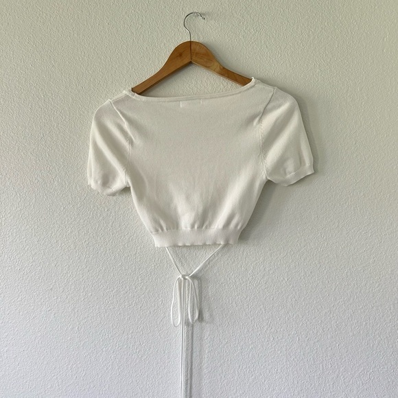 Lovers + Friends REVOLVE Baylor Scoop Neck Top in White - Picture 6 of 6